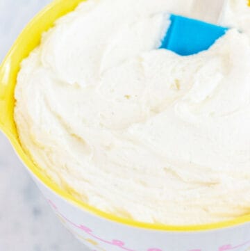 vanilla bean buttercream featured image
