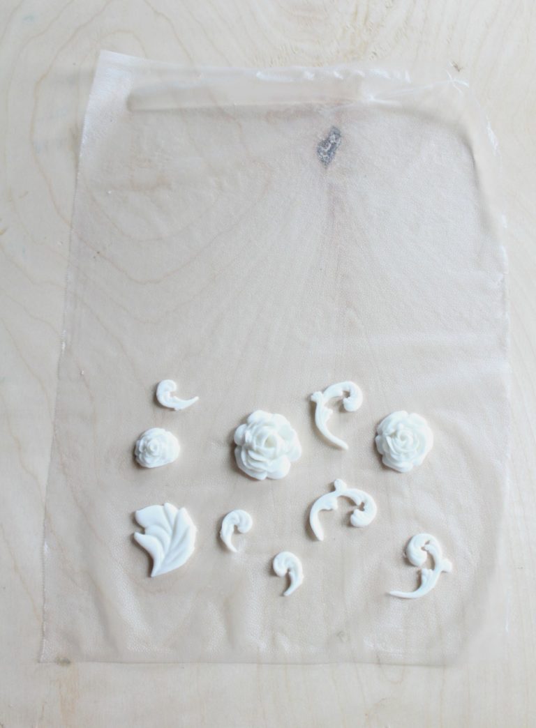 How to Keep Premade Fondant Decorations Soft I Scream for Buttercream