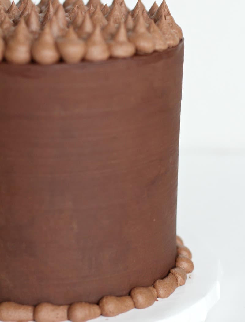 How to ganache a cake side view
