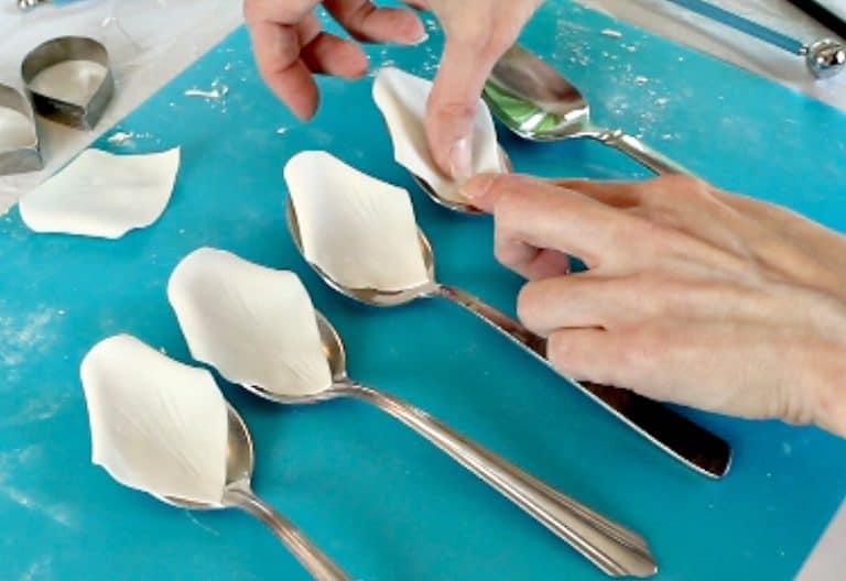 How to Make a Large Gumpaste Rose I Scream for Buttercream