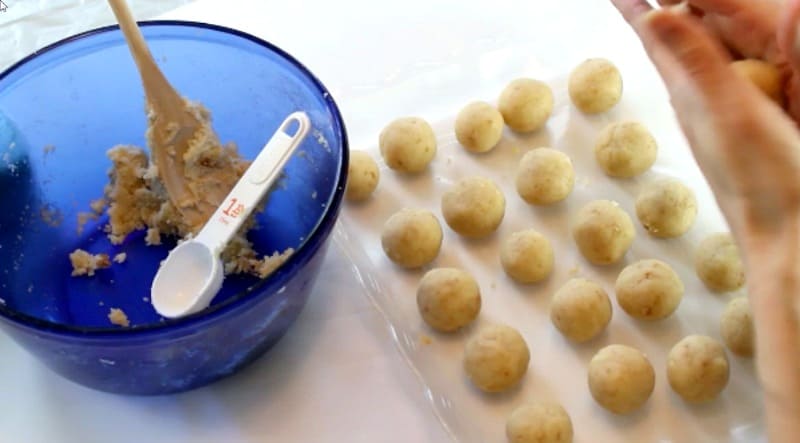 rolling cake balls