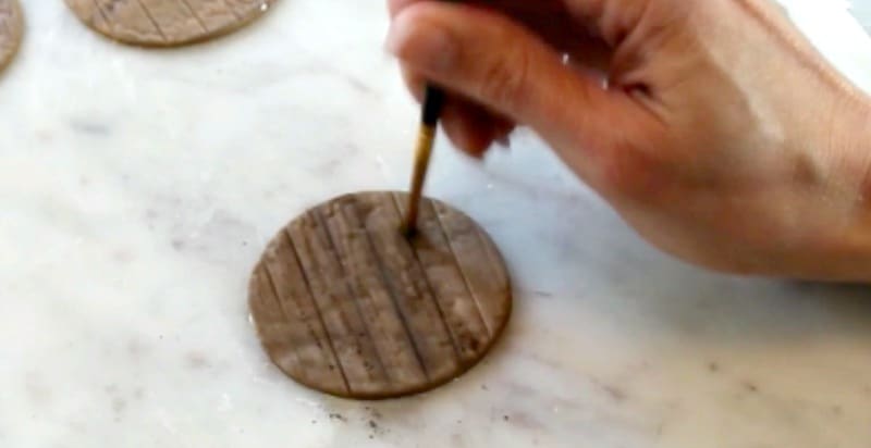 Adding petal dust to woodgrain cupcake toppers