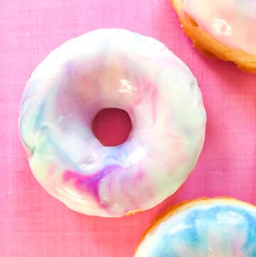 cotton candy baked donuts featured image