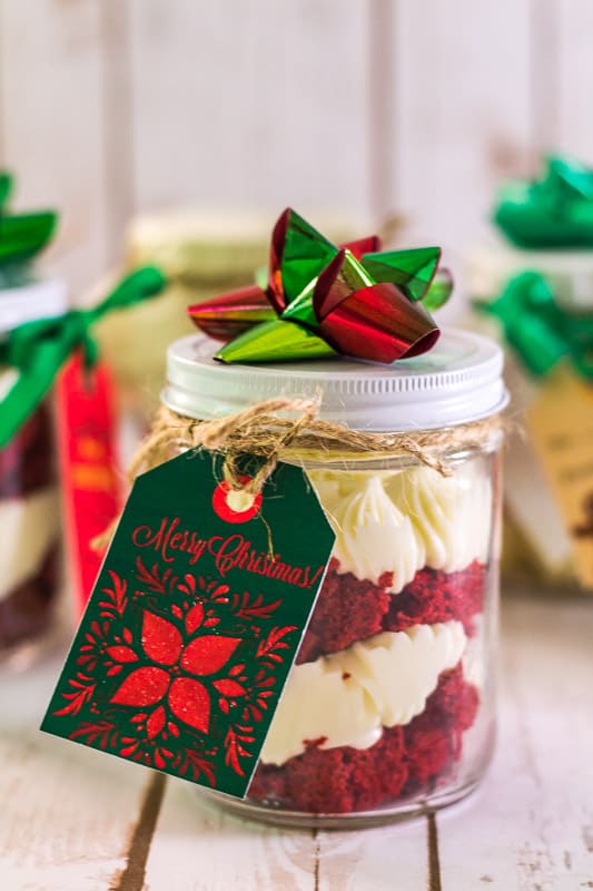 Easy Mason Jar Cake Gifts