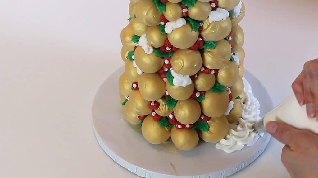 Piping the Base of the Cake Pop Christmas Tree