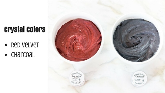 Coloring Dark Buttercream with Powder Coloring