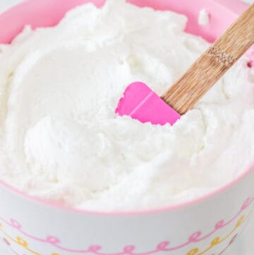 bright white buttercream featured image
