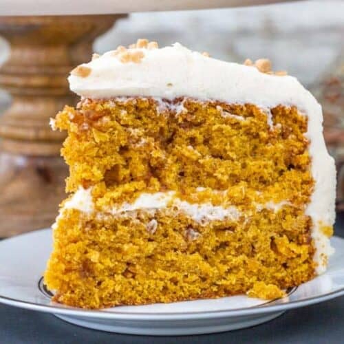 Pumpkin Toffee Crunch Cake with Cinnamon Cream Cheese Buttercream - I ...