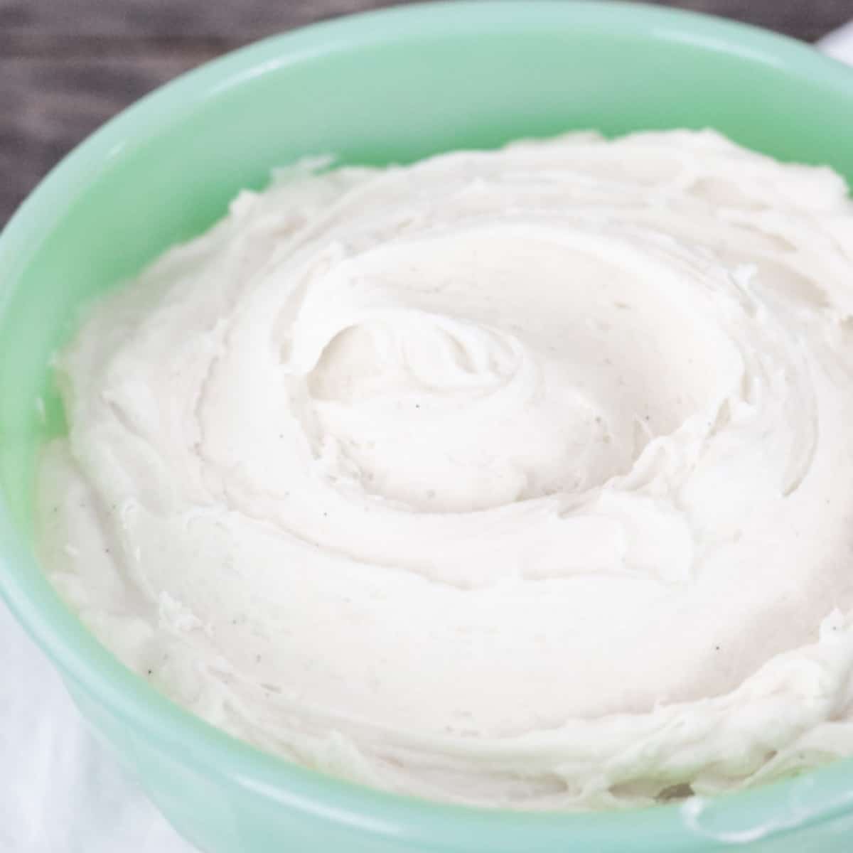 Marshmallow Fluff Frosting - 16oz