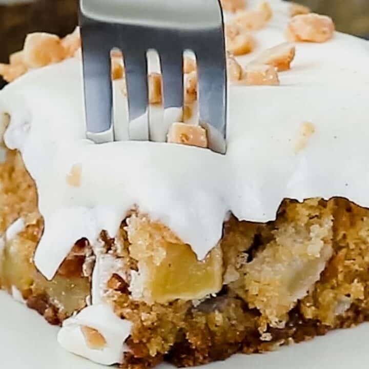 Caramel Apple Toffee Cake (a Poke Cake) I Scream for Buttercream