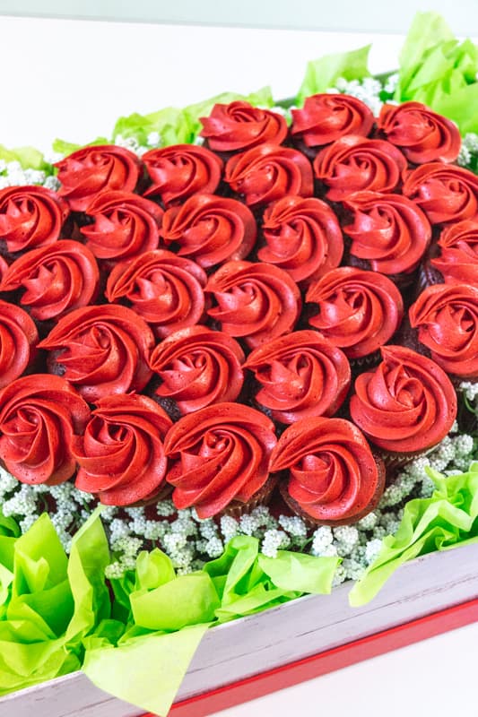 red cupcakes in a heart shape bouquet