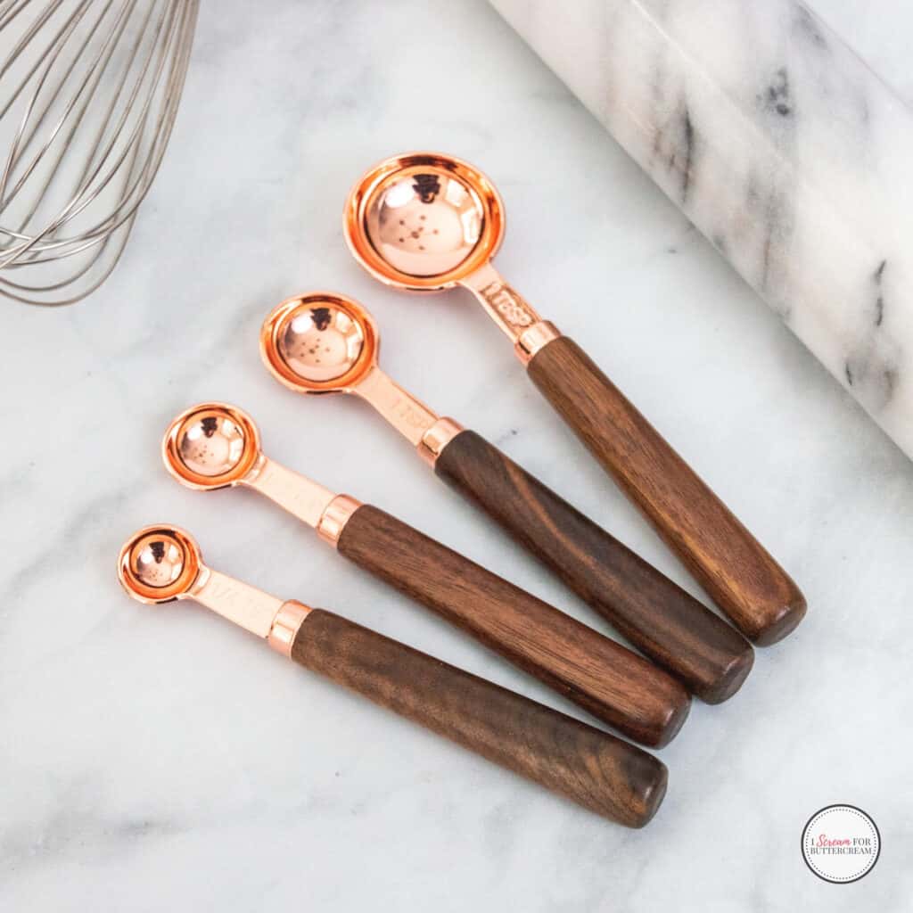 Gold Measuring Spoons - Buttercream