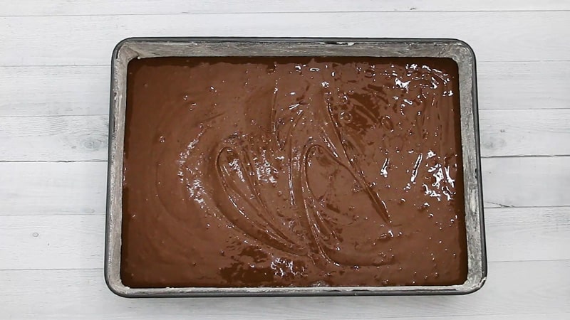 cake batter in rectangle pan