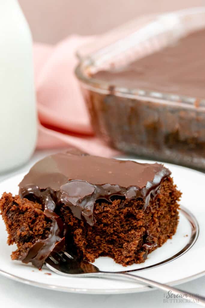 Chocolate Buttermilk Cake - I Scream for Buttercream