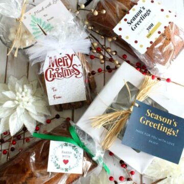 Food gift tags with bread.