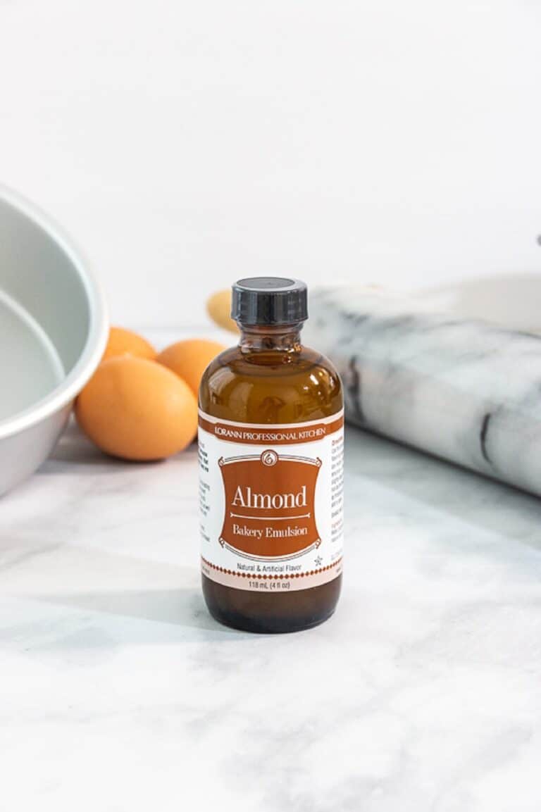 Favorite Vanilla Bean Cake I Scream for Buttercream