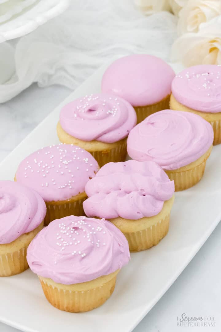 How to Ice Cupcakes without a Piping Bag I Scream for Buttercream